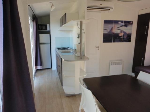 Mobil Home 6 Personnes Rocbaron Exterior photo